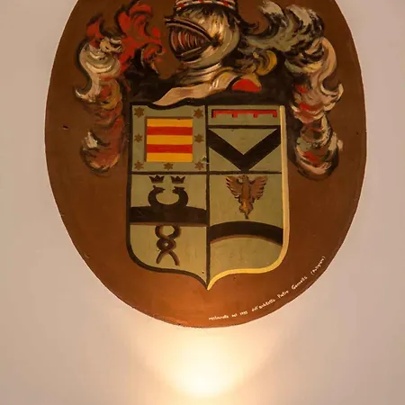 Mari Luxury And בית הארחה בארי