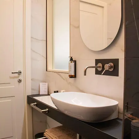 Mari Luxury And 4* Bari