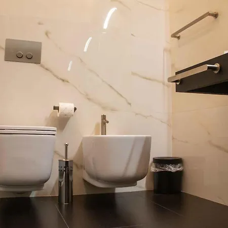 בית הארחה Mari Luxury And 4*