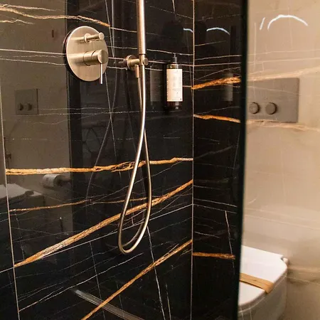 Mari Luxury And