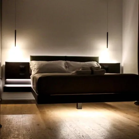 בית הארחה Mari Luxury And