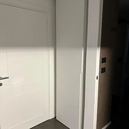 Mari Luxury And 4* בארי