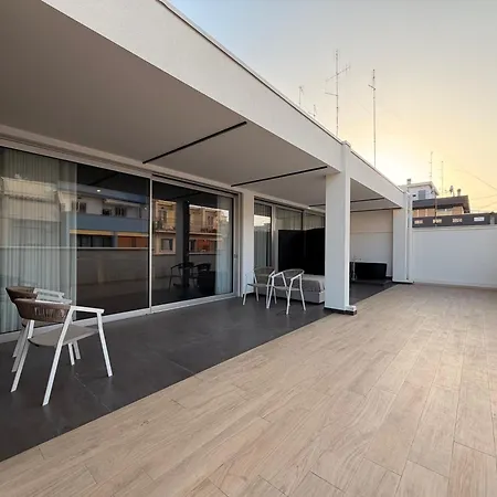 Mari Luxury And Πανσιόν Μπάρι