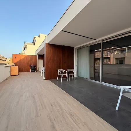 Mari Luxury And Πανσιόν