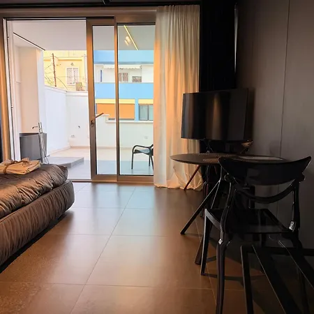 Mari Luxury And 4* Μπάρι