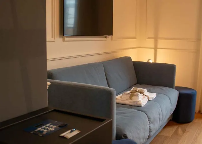 Mari Luxury And 4* Bari