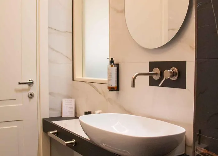 Mari Luxury And 4* Bari