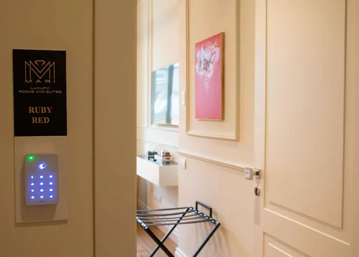 Mari Luxury And ゲストハウス