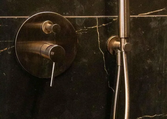 بيت ضيافة Mari Luxury And 4*