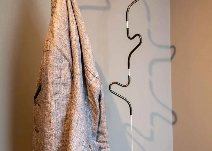 Mari Luxury And Bari