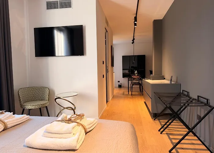 Mari Luxury And バーリ