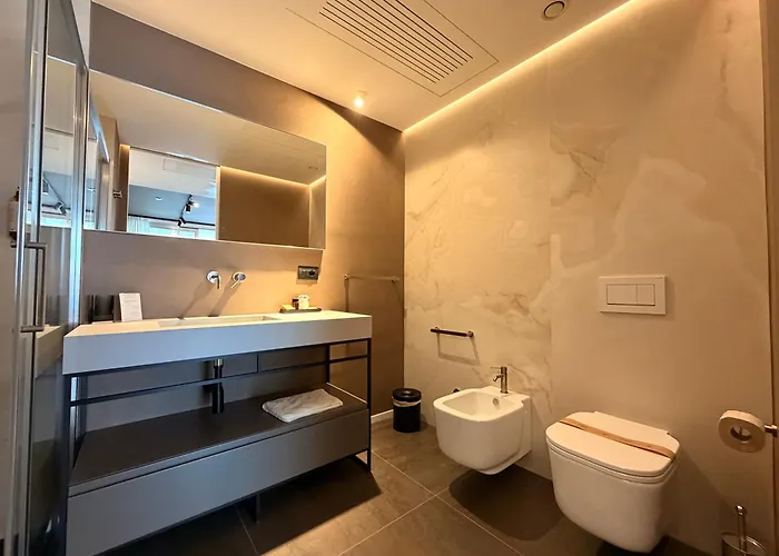 Mari Luxury And Gasthuis Bari